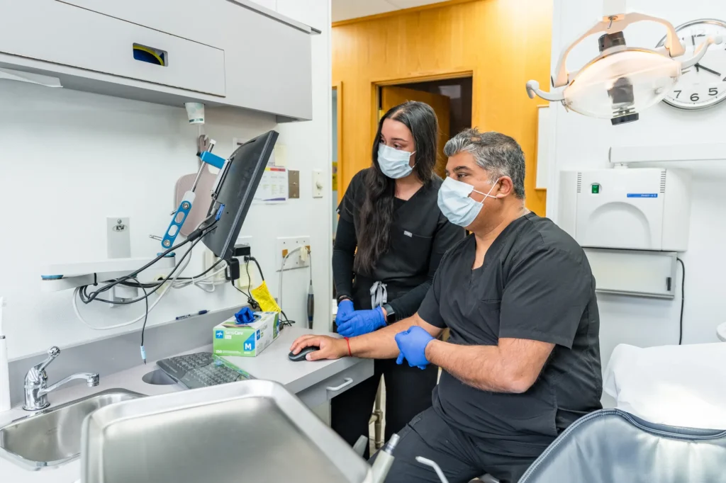 kerrisdale-dental-dr-dhir-dental-exam-2